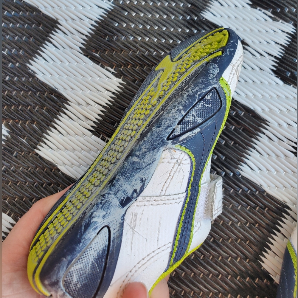 Puma size 7! - Picture 6 of 6